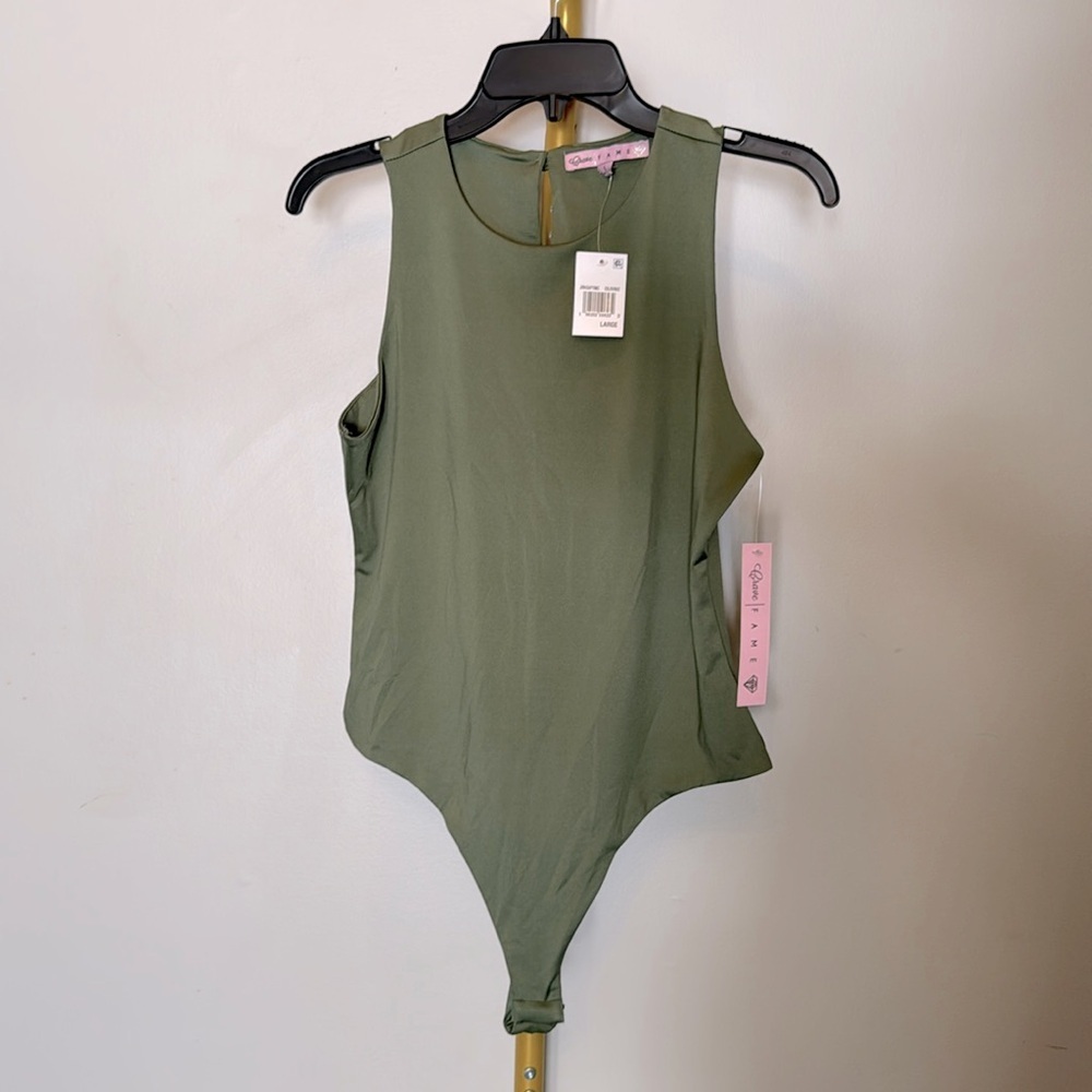 Crave  Fame Women's green Mock Turtleneck Sleeveless Bodysuit Size L